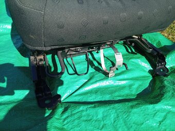 černé sedačky Volvo V70II (XC70) nebo také S60 - 3