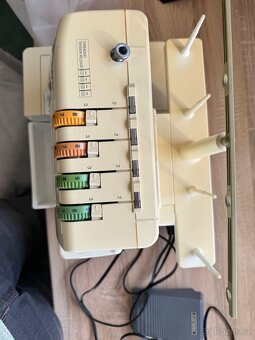 Overlock BROTHER 1034D - 3