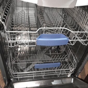 Myčka - 3