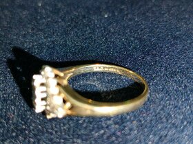 Zlaty damsky prsten Diamanty Vaha 2,837 g - 3