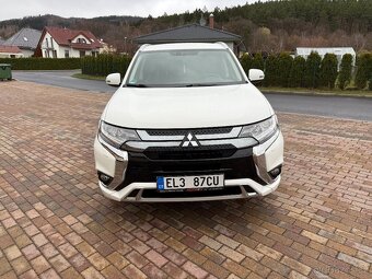 MITSUBISHI OUTLANDER 2.4 PHEV 165kW 4x4-2020-76.749KM- - 3