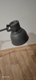 Lampa na pracovní stůl - 3