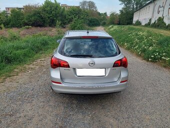 Opel Astra Sports Tourer 1.6 CDTI, 81 kW, 2015 - 3