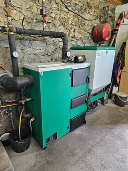 Automatický kotel Ekoscroll 25 kW - 3