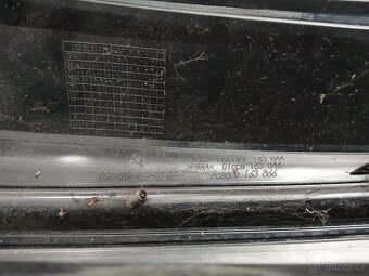 Pravé zadní světlo Citroen C4 Grand Picasso - 3