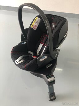 Cybex Cloud Z I-size Ferrari - Victory Black + Cybex Base Z - 3
