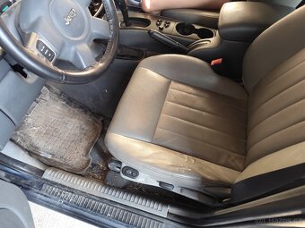 Jeep Cherokee - 3