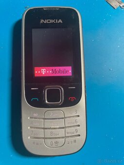Nokia 2330c-2 - 3