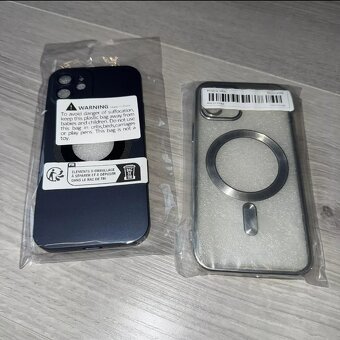 Obal / kryt na Iphone 12 s MagSafe nové - 3