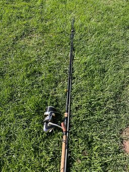 Wychwood Riot cork 3,6m + Big pit 75 - 3