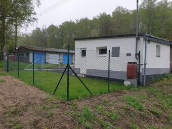 Garáž s pozemkem pronájem, el.brána a vrata, 220V - 3