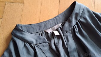 Lehoučké šedé šaty H&M,vel.L/XL - 3