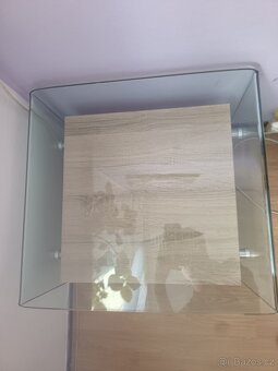 Designový noční stolek/skříňka se skleněnými bočnicemi - 3