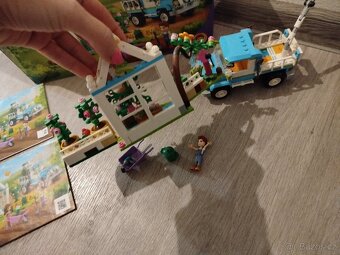 Lego Friends - sazeč stromů - 3