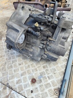 škoda Octavia 3,prevodovka, 2.0tdi,kod pfl - 3