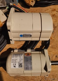 Prodám servopohony a krokový motor - 3