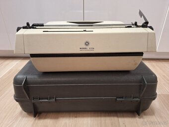 Psací stroj Cosul 2226 - 3