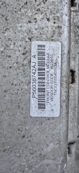 Pojistková skříň - 5.7 hemi V8 - 3