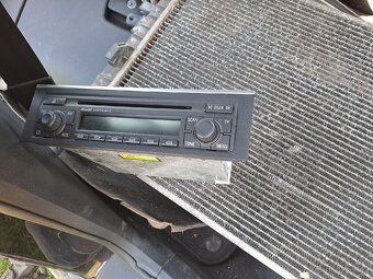 Náhradní díly na Audi A4 - 3