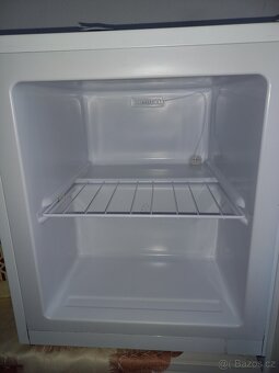 Malý mrazák Hyundai 4letý - 3