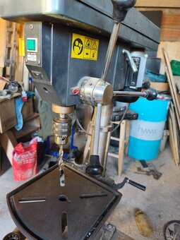 Stojanová vrtačka PROMA 12 ti rychlostní - 3