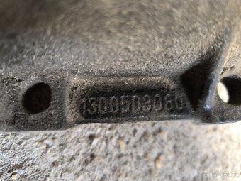 Fiat Ducato - levá těhlice uložení kola - 3