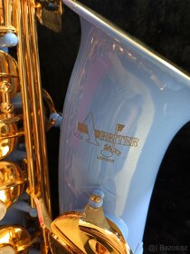 Světle modrý kvalitní saxofon ARBITER Jazz London - 3
