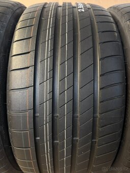 nové letní pneu 235/35-19 Bridgestone Potenza S005 - 3