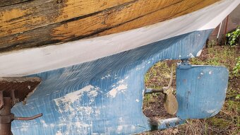 Prodam dřevěnou loď k renovaci. - 3