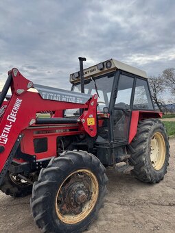 Zetor 7045 s čelním nakladačem - 3