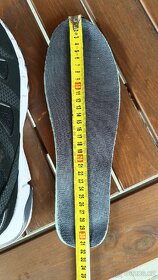 Boty sportovní délka stélky 31,5 cm - 3