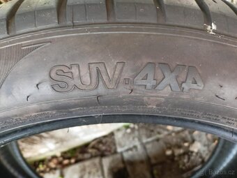 Goodyear Eagle F1 275/45/21 - 3