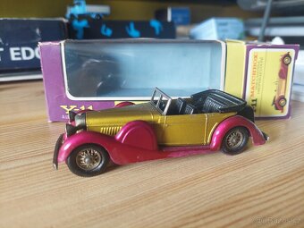 Matchbox yesteryear Y11 LAGONDA EXTRA RARE STRAWBERY - 3