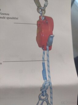 Slaňovací přístoj AG 10 S - 3