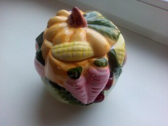 Starý Porcelán - VÁZA// KOŠÍČEK// - DÓZA - FORMA - 3