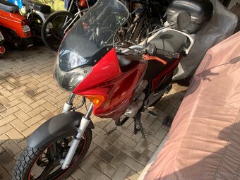 Honda Varadero 125 - 3