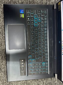 Acer Predátor HELIOS 300 - 3