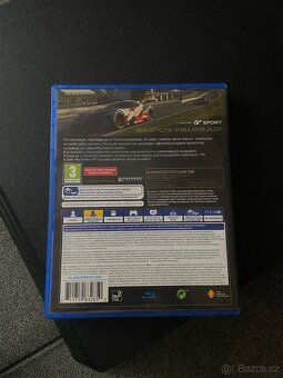 Playstation 4 pro - 3