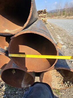 Trubky,Potrubí Bezešvé DN300 - 3