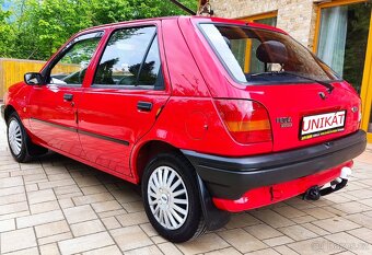 Ford Fiesta jako nová - 3