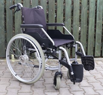 105-Mechanický invalidní vozík Meyra - 3