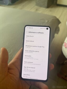Samsung s10e - 3