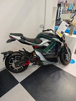 Nová elektromotorka Ovaobike MCR-H - 3