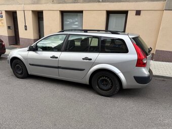 Renault - 3