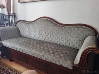 Starožitné sofa s úložným prostorem - 3