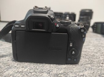 Canon EOS 250d, další příslušenství - 3