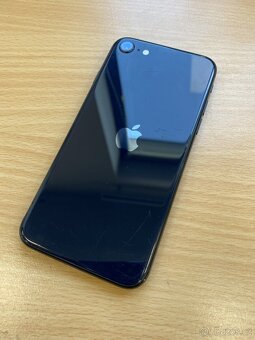iPhone SE 2022 5G - 3