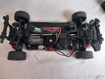 Traxxas ford mustang - 3