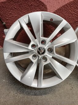 Alu kola Triton 17" 5x112 z vozu Škoda Karoq ZÁNOVNÍ - 3