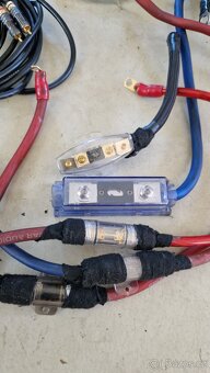 HI-FI AUDIO KABELY, POJISTKY, ESX, C-QUENCE APOD. - 3